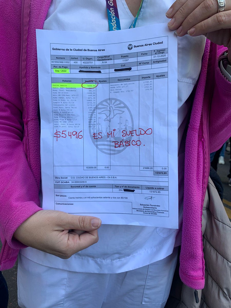 Solanopo's tweet photo. El recibo de sueldo de una residente de la Ciudad. El básico es de $ 5.496. Luego cifras muchas de ellas no remunerativas ni bonificables. No les pagan las guardias y están por debajo de la línea de pobreza. https://t.co/KMQVIPQgAN