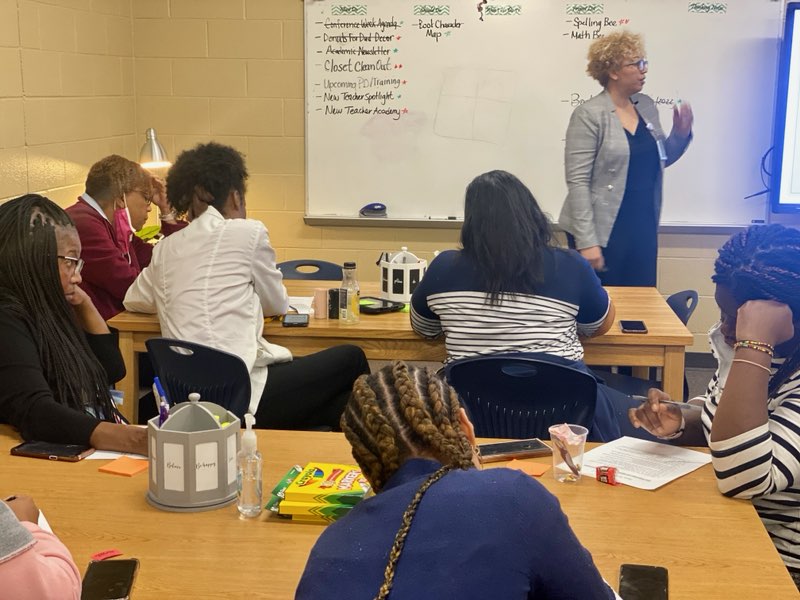 masterteacher24's tweet photo. How do you cope w/stress and pressure?  So excited to have supported the #NewTeachers at Bryant ES. Thanks @TWatson4444  and Ms. Brown-Walker for the invite. Great to be back! 😊 @TeamBryantES @MichelleWCurry1 https://t.co/cUR4LCULjT
