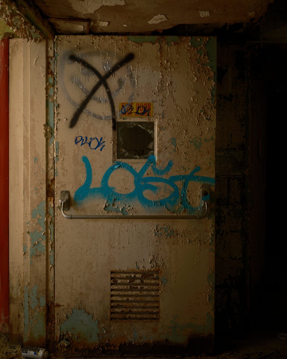 dirt_culture's tweet photo. Fairfield Hills Mental Institution |Newtown, CT| 2021
https://t.co/C55S6nE7to
link in Bio
@communicationarts
@ryanmatthewcohn
#abandonig #abandonedplaces #abandoned #savethedecay #lostplaces #faded_beauties #decay_explorers #rustlord #decay_explorers #abandoned... https://t.co/rGQ4ri8Rbv