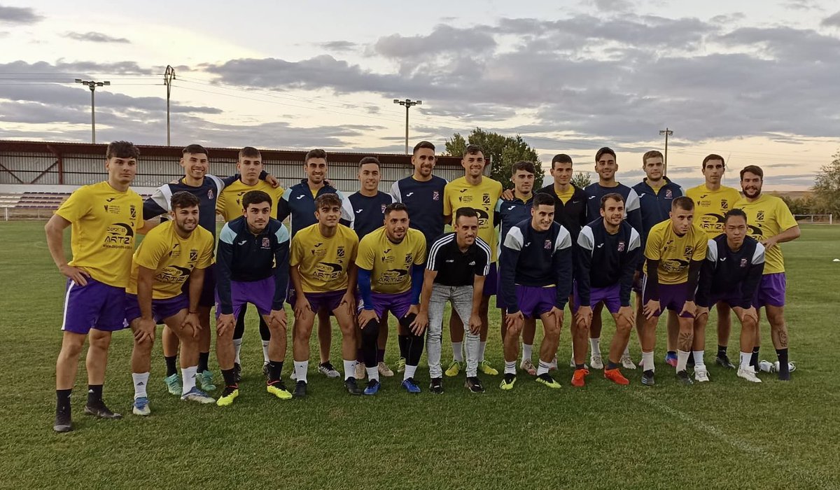 Esta tarde, Piojo (<a href="/piojojht/">Piojo</a>) en representación de la <a href="/afefutbol/">AFE</a>, ha visitado el Mariano Haro y ha estado charlando con nuestros jugadores.

¡Muchas gracias por la visita!💜🫱🏼‍🫲🏽