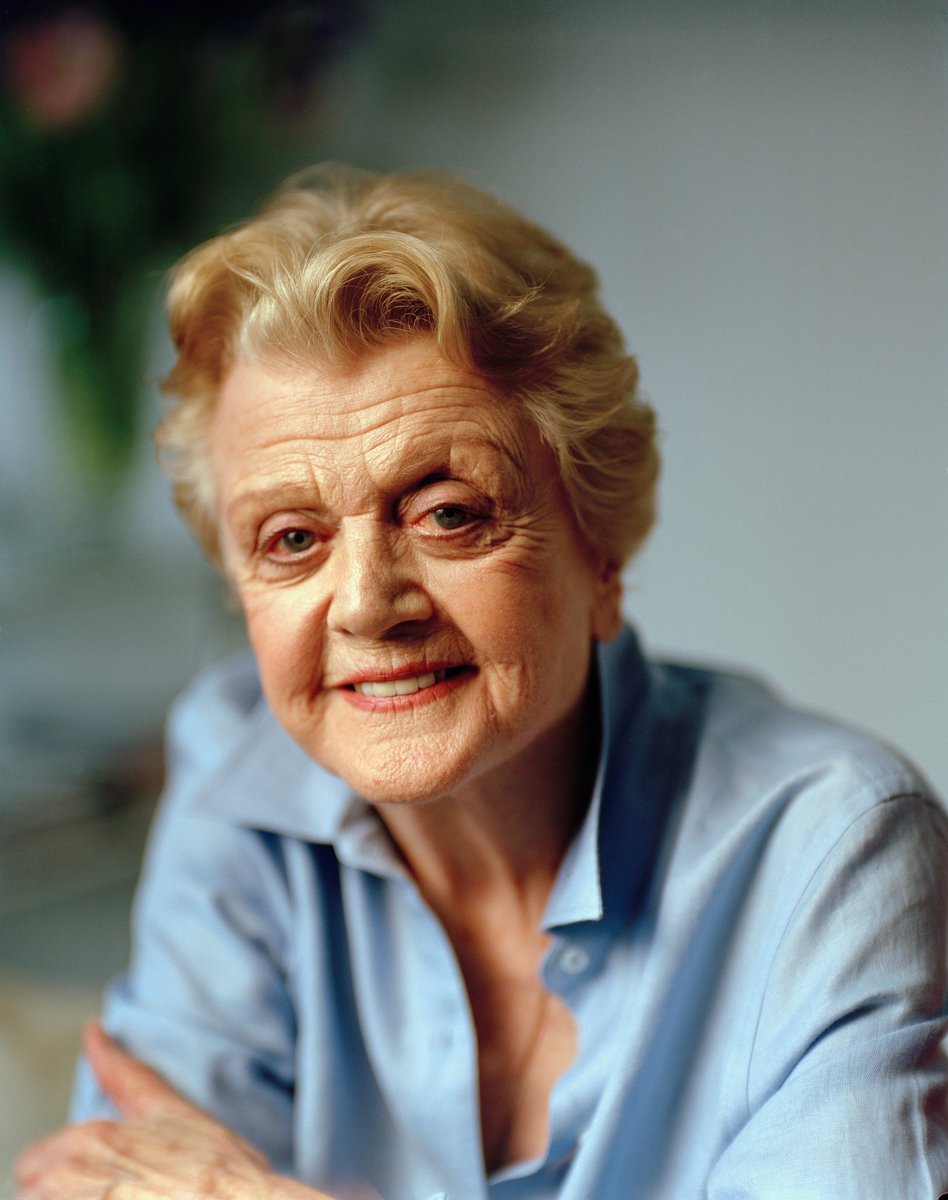 RIP the iconic Angela Lansbury, 1925-2022