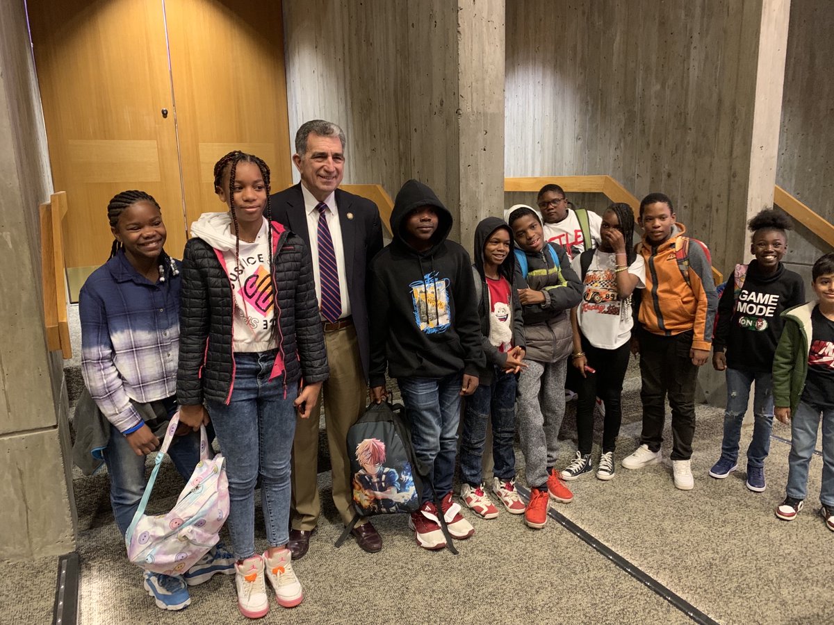 William B Magnarelli tweet media