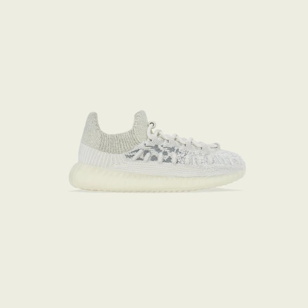 tee_yaz's tweet photo. YZY 350 V2 CMPCT KIDS is dropping on CONFIRMED. Sign up now. #adidasconfirmed https://t.co/Rwumh3RQzP https://t.co/56Q51aHEfT