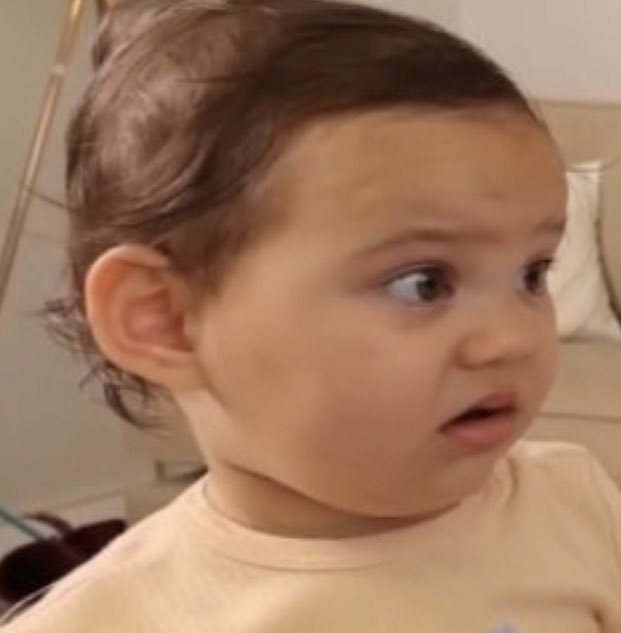 Yarım saat dertlerimi anlattıktan sonra boşver kanka ya takma kafana diyen yakın arkadasıma attığım bakıs