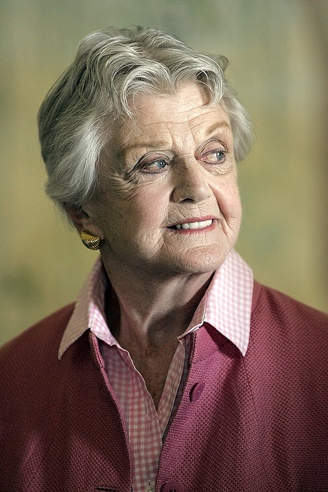 Angela Lansbury (1925-2022)
Une légende du théâtre et du musical.
Un immense perte pour les gens qui aiment les gens qui nous font rêver...