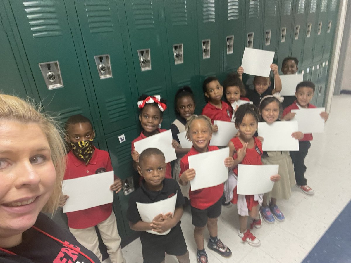 MorganHardin16's tweet photo. Perfect attendance for the 1st marking period!!! https://t.co/YW5M3l8gBZ
