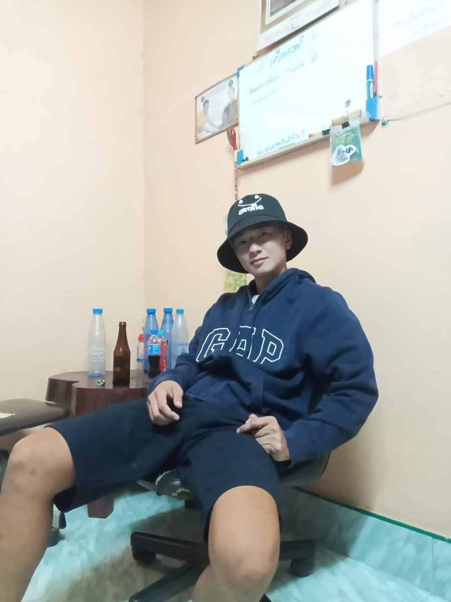 apisak7895's tweet photo. @Neexxxnee https://t.co/7rIoBJj1gR