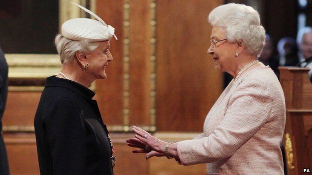 farewell, mrs. fletcher #angelalasbury 
#jbfletcher