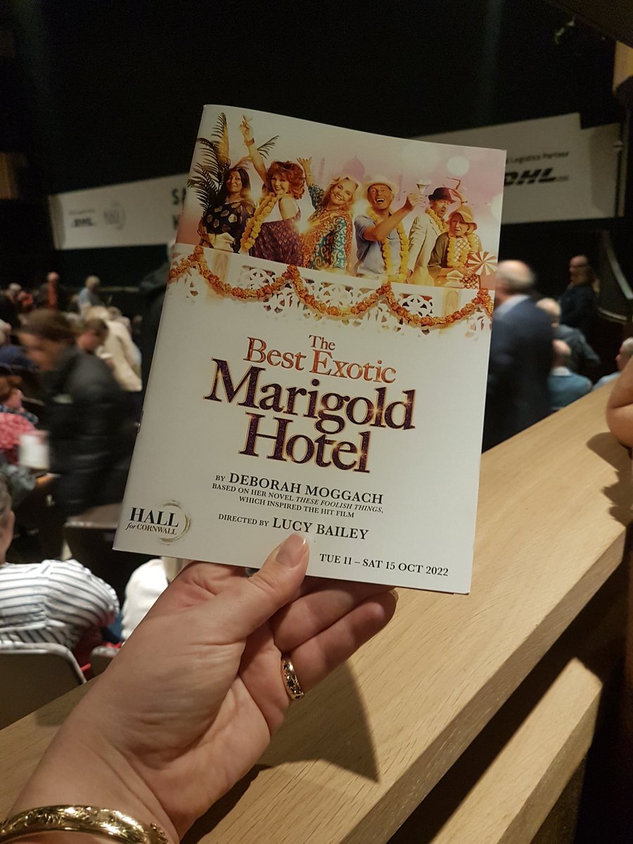 funkymunkyk's tweet photo. Very excited to be watching the #amazing ('Vince'/#PirateKing), himself,Β #PaulNicholas & #HayleyMills ('#Pollyanna' , etc!!) et al in @MarigoldShowUk @HallforCornwall !! πππ #theatre #play all-time #faves #Cornwall #Truro #intervaltweets https://t.co/6m3z0x4ynz