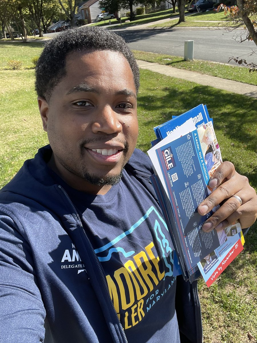 marlonamprey's tweet photo. Out on the doors in Arnold, MD this morning supporting @DelegateBagnall and all the Democrats on the ballot this November. We are going #AllBluein2022. https://t.co/j6p4vPd4Y0