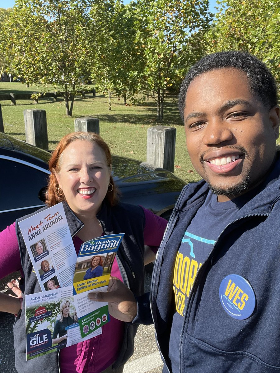 marlonamprey's tweet photo. Out on the doors in Arnold, MD this morning supporting @DelegateBagnall and all the Democrats on the ballot this November. We are going #AllBluein2022. https://t.co/j6p4vPd4Y0