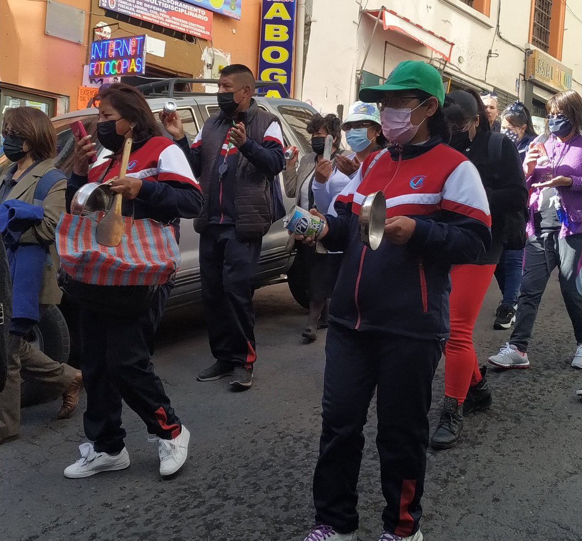 reyihsh's tweet photo. #UltimoMomento 
#Magisterio realiza un mitin de protesta en el ministerio de trabajo,  reclaman el alza de precios en la canasta Familiar y reconocimiento a su dirigencia https://t.co/jE3PDqjvJE