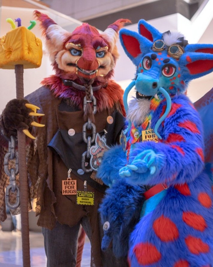 sergalboi's tweet photo. Updated about me!

Level Adult (1988)
Married to @thatPanDragon 
Retro toy collector...small business owner
NSFW
Multi-suiter 

#furry #sergal #sergalfursuit #furryfandom https://t.co/7zfKDBrJRJ