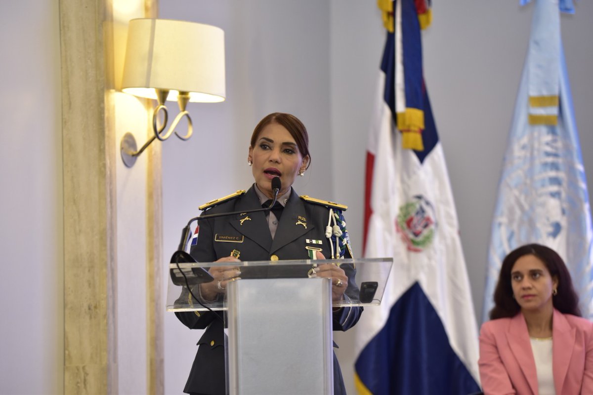 UNFPA_RD's tweet photo. En el marco del tercer panel se abordaron los  desafíos en la aplicación y cumplimiento del marco legal que prohíbe el matrimonio infantil y el acceso de niñas y adolescentes a la justicia.
 
Sigue nuestra transmisión para conocer más https://t.co/SZH2eqnN3D 
 
#CreoEnTuPoder https://t.co/HE9T2T8cq4