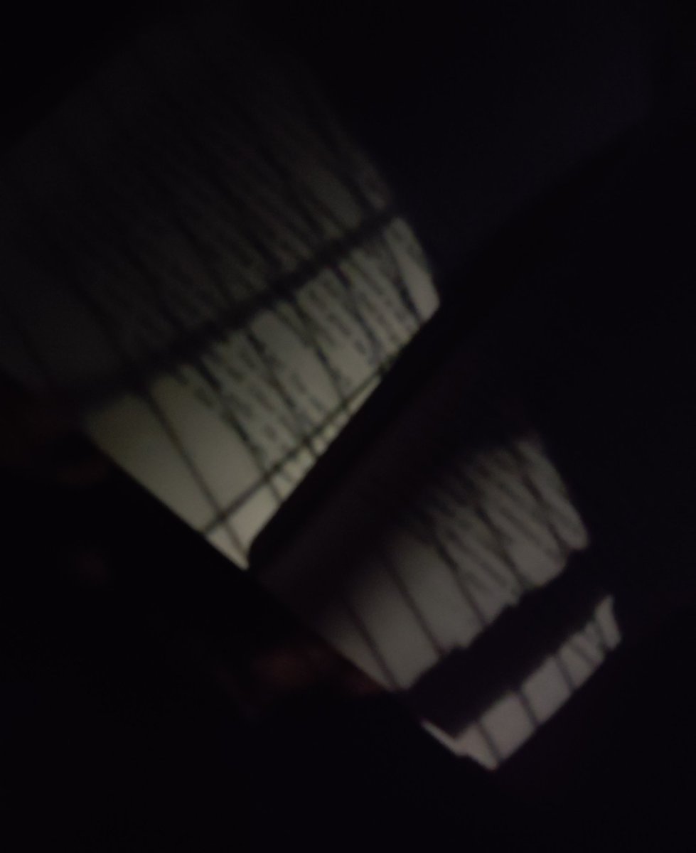 _Mili_Das's tweet photo. Night reading... A thin stream of light from Street lamppost ushered me to read next chapter.. and distracting me also to look outside the window and see the charm of quite night...
#NightViewWithYUJU #nightread #Readers #writing #writer #WritingCommunity #readerscommunity https://t.co/JxaEpwYTnF