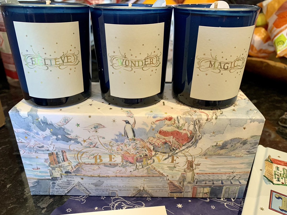 kerrylou85's tweet photo. A few little stocking fillers (Iโm not organised, this stuff just sells out stupidly fast). Itโs absolutely magic. A letter from ๐
giant chocolate โNiceโ coins, a story book and some Xmas scented candles (for me) #PolarPost #Believe https://t.co/rEDJsyn6O6