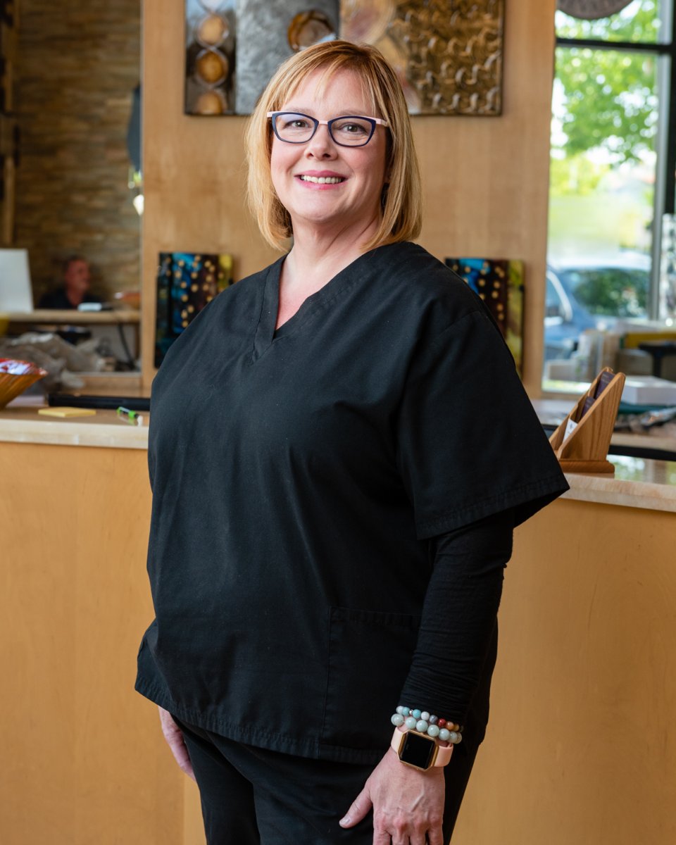 TEyewear's tweet photo. While some glasses stores try to look for ways to charge you extra, we're always working hard to save you money here while making sure you get the look you want!  #TrendsetterEyewear #TrendSetter #LasVegas #WhatHappensInVegas #NevadaEyewear #Glasses https://t.co/LAtLL4LQ0i