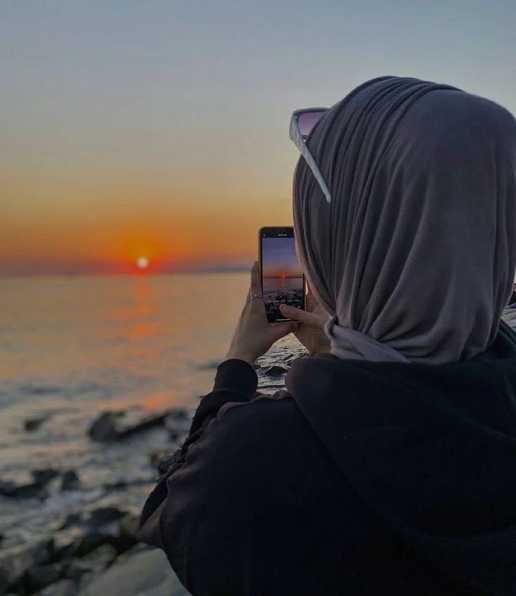 Güneşin batımı nı seyretmek kadar güzel birşey yok bence ❤❤❤