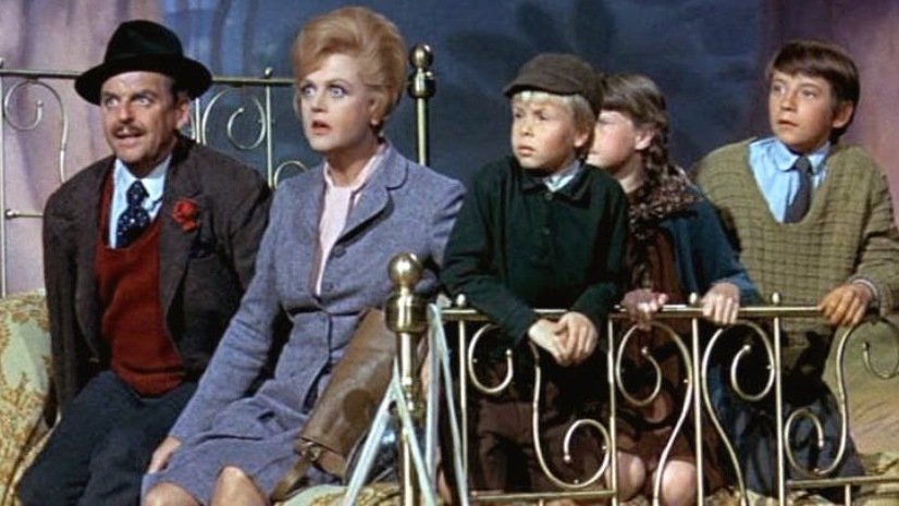 AlexOliveres's tweet image. TRISTÍSIMA NOTICIA: Ha fallecido a los 96 años la actriz #AngelaLansbury. Nuestra querida señora Fletcher. Nuestra admirada hada novata. ¡Qué pena! D.E.P.