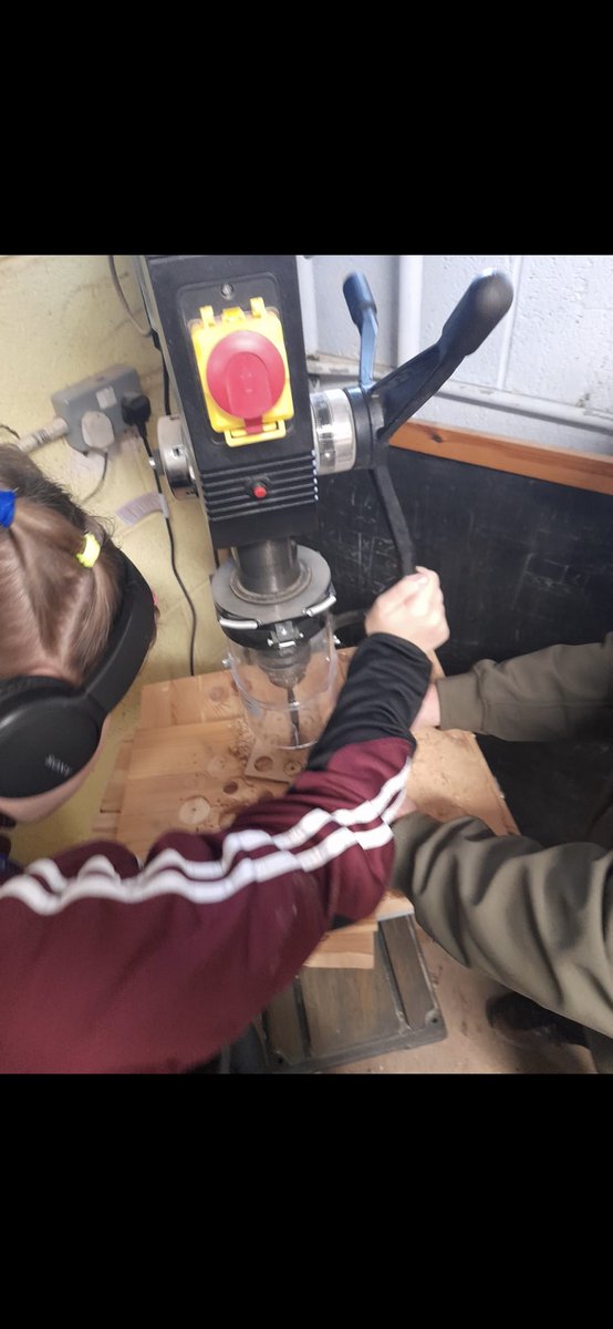 TheOrchard19's tweet image. Teacher Stephen helping our first year students #girlswhocreate #woodwork