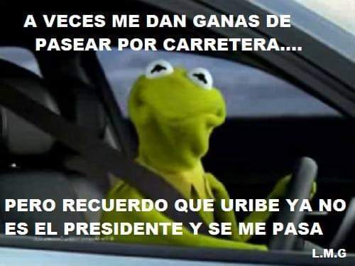acosbry's tweet photo. @GustavoBolivar Ni a mi tierra has venido a dar ni un peso, ahora dizque experto en lo que sucede aquí,  sapo , sapo , deje de mentiras https://t.co/dCxGrF4PUx
