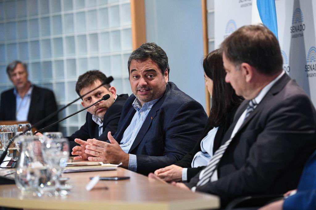 Hoy participé de: “¡Argentina: Córdoba te habla. Modernización laboral ya!”.
Es un honor tener un ámbito de diálogo para poder poner sobre la mesa los problemas del mercado laboral en nuestro país para seguir trabajando hoy para mejorar las oportunidades de todos mañana.