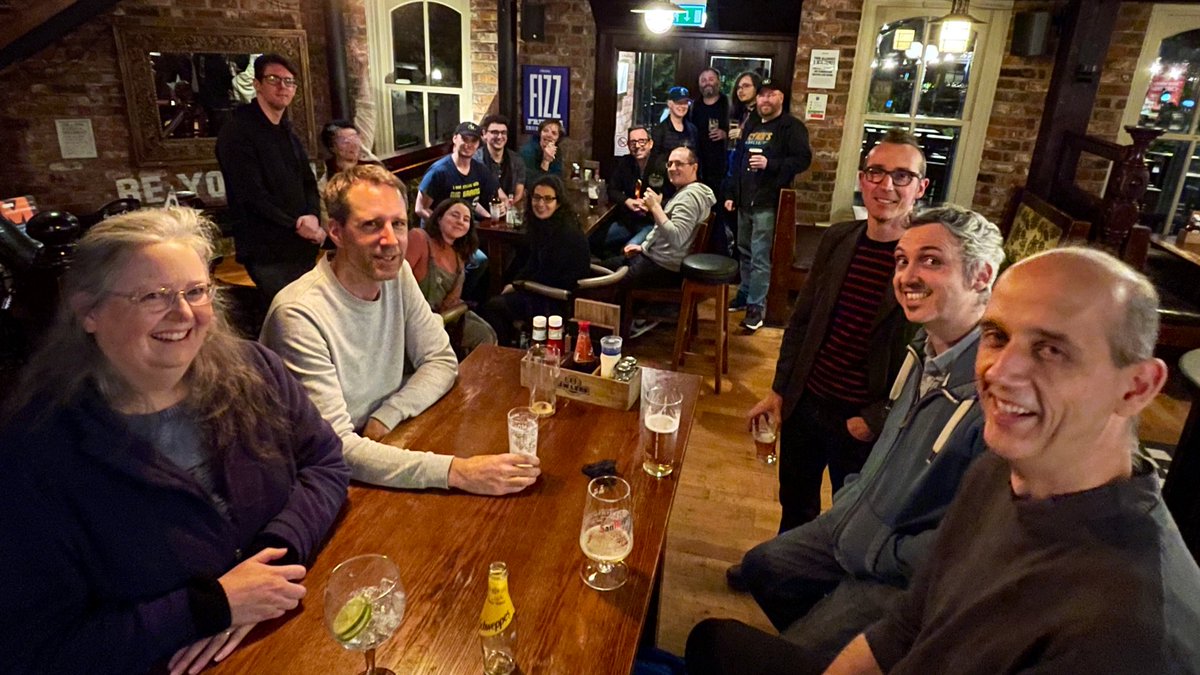 MCRGamesNet's tweet photo. Great turnout at the Indie Drinks meet-up in Manchester tonight! 🎮🐝😍
#gamedev #indiedev https://t.co/OUFnzZ4BF7