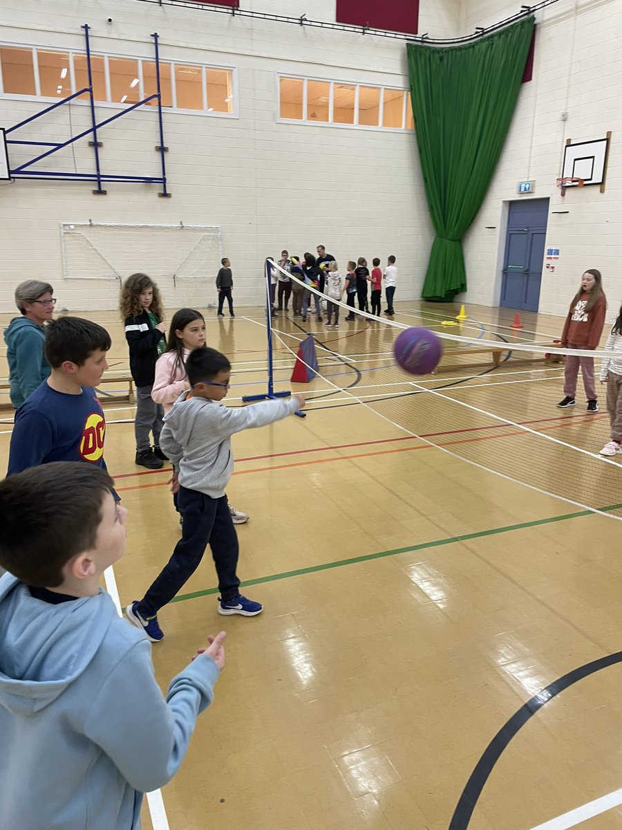 Miss H Owen tweet media