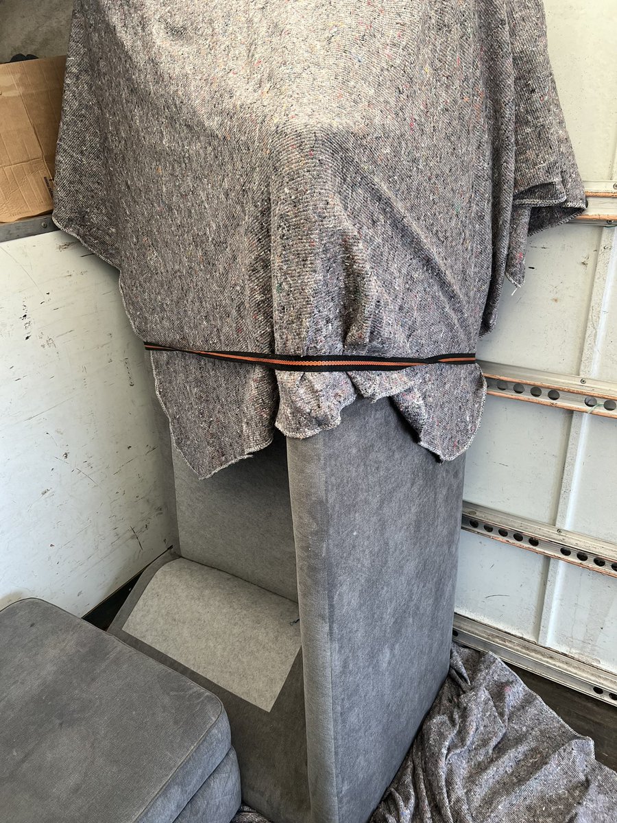 Rainsley1989's tweet image. #sofasurfers