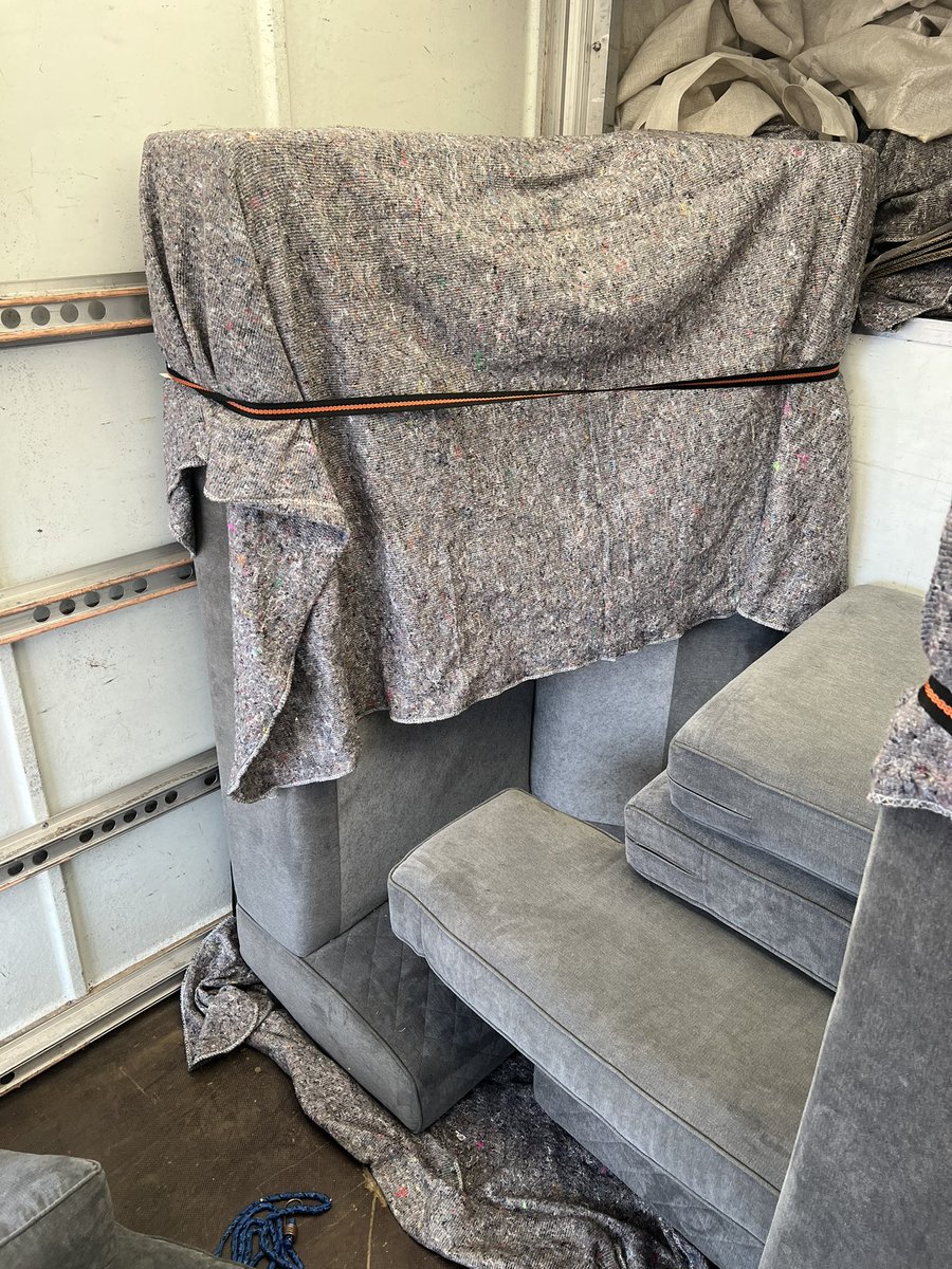 Rainsley1989's tweet image. #sofasurfers