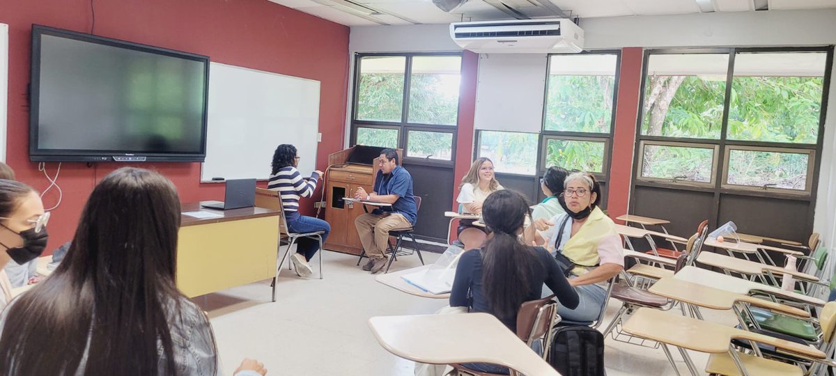 DecepUPRH's tweet photo. El sábado pasado, 8 de octubre de 2022, los participantes del curso de lenguaje de señas básico pusieron en práctica las destrezas adquiridas en el curso. Atentos a la próxima sección para que puedas matricularte. ¡No dejes pasar esta gran oportunidad! https://t.co/2A714yLdO2