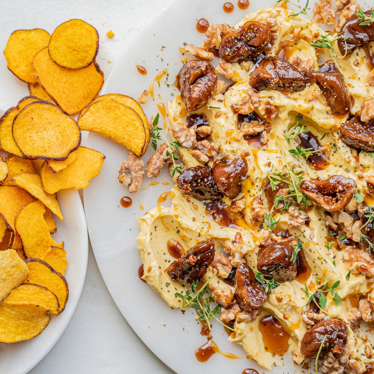 Butter Boards have taken off! 🧈 Here's a Fig &amp; Walnut one of ours, using our own delicious grass-fed and velvety smooth 10 Star Butter from New Zealand. 💛

Try it for yourself using the link below! lewisroadcreamery.com/blogs/recipes/…