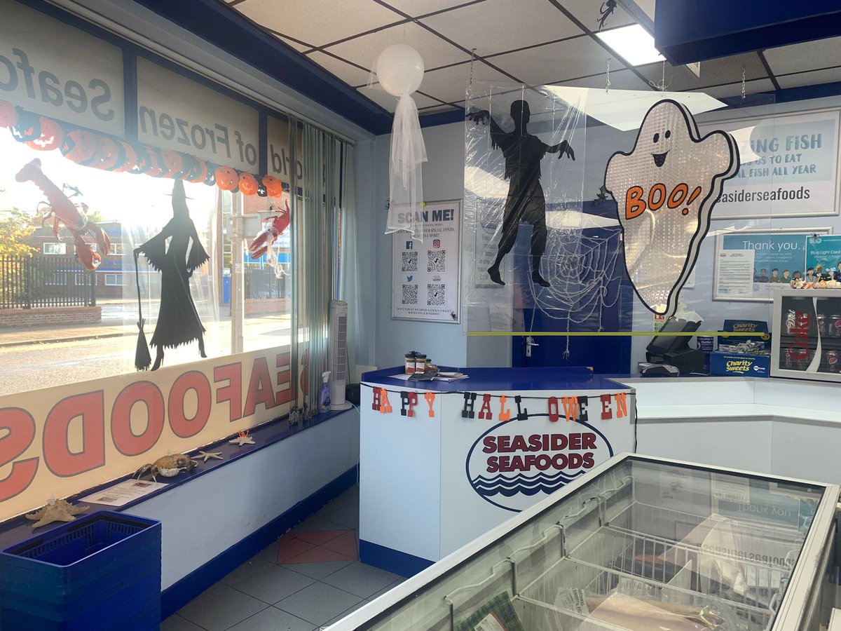 CoRoach's tweet photo. We’re feeling very spooky 👻. We have some spooktastic offers on at the moment so why not pop on and take a look? receive a voucher to receive £5 off your next shop if you spend £25 or more!!offer also available on line just use the code NOV22 at the checkout #halloween #spooky https://t.co/SjCHr5ptPb