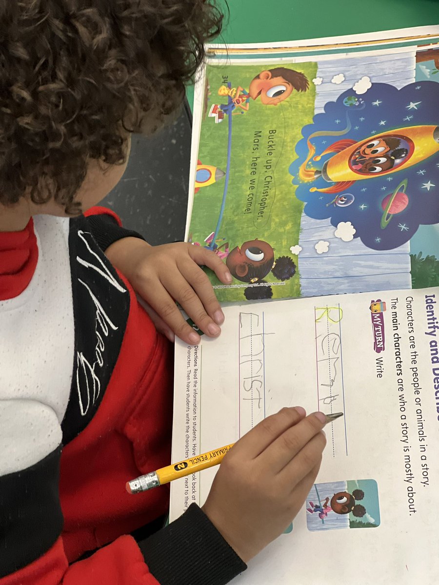 KGibson2022's tweet photo. Today we practiced identifying the characters and setting in the story. Students independently looked back in the story to find the characters names and write them. They did such a wonderful job! #Kindergarten #reading #storyelements https://t.co/DnXJa2ufeV