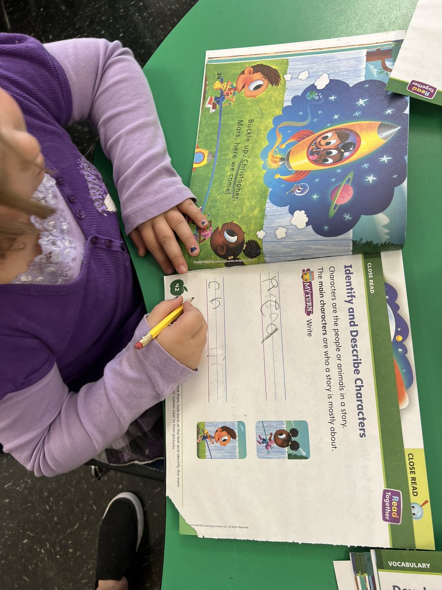 KGibson2022's tweet photo. Today we practiced identifying the characters and setting in the story. Students independently looked back in the story to find the characters names and write them. They did such a wonderful job! #Kindergarten #reading #storyelements https://t.co/DnXJa2ufeV