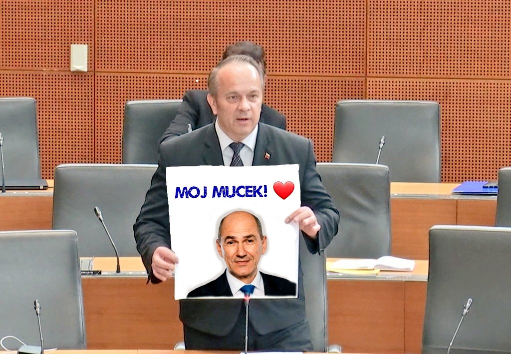 bukeff's tweet photo. #Mijav #Mucek https://t.co/UaBhQB47NH
