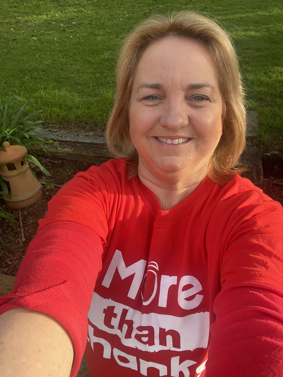 Our students deserve more, we deserve more! @TeachersFed #MoreThanThanks #wearitred #wedeservemore