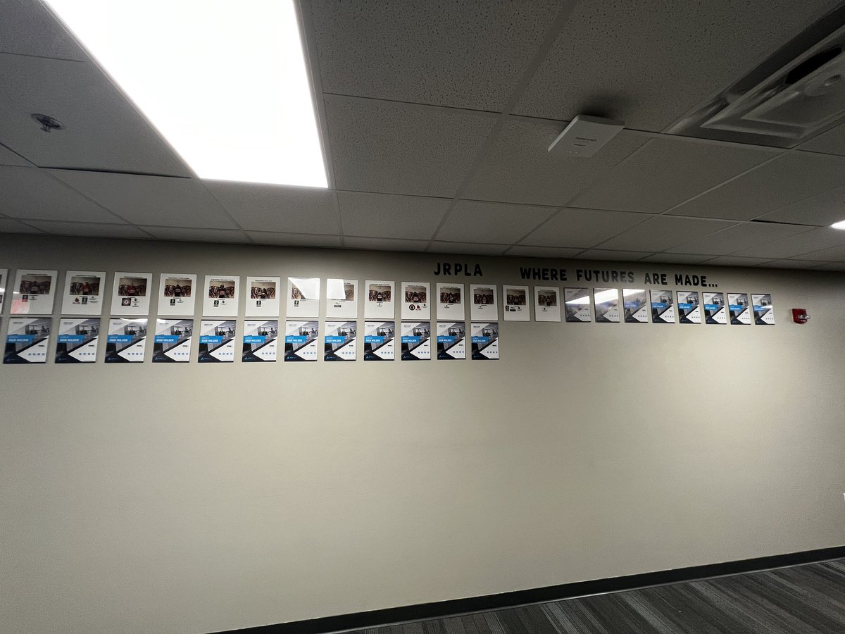 SCAllenHill23's tweet photo. #BowTieTuesday futures wall, FAFSA night and two days to fall break. Hop the crew is well. @blueeyesbts @MrsCford_tweets
@tracyscottkelly 
@Eagle5960 @MrJGoldman
 @raaggie_pdx @jimlukachg
@raaggie_pdx @StvSharp 
@MrWeimann @cscaMatthew https://t.co/Ki0sncujUO