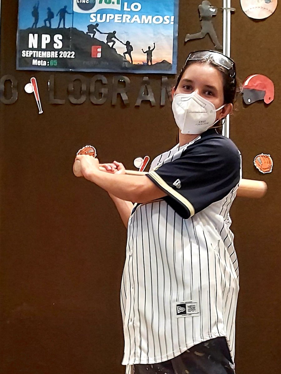 EliudSantibanez's tweet photo. Se siente como anotar un Home Run! Los celebramos y reconocemos como los Campeones que son! Gran trabajo #FICUC por superar la meta de #CALIDAD una vez más! #NPS #SOLOHAYUNFICUC #GPTW #POSADAS #CANCUN #EQUIPO @Posadas @GPTW_Mexico  @fiestainn https://t.co/2a4xdnjdyf