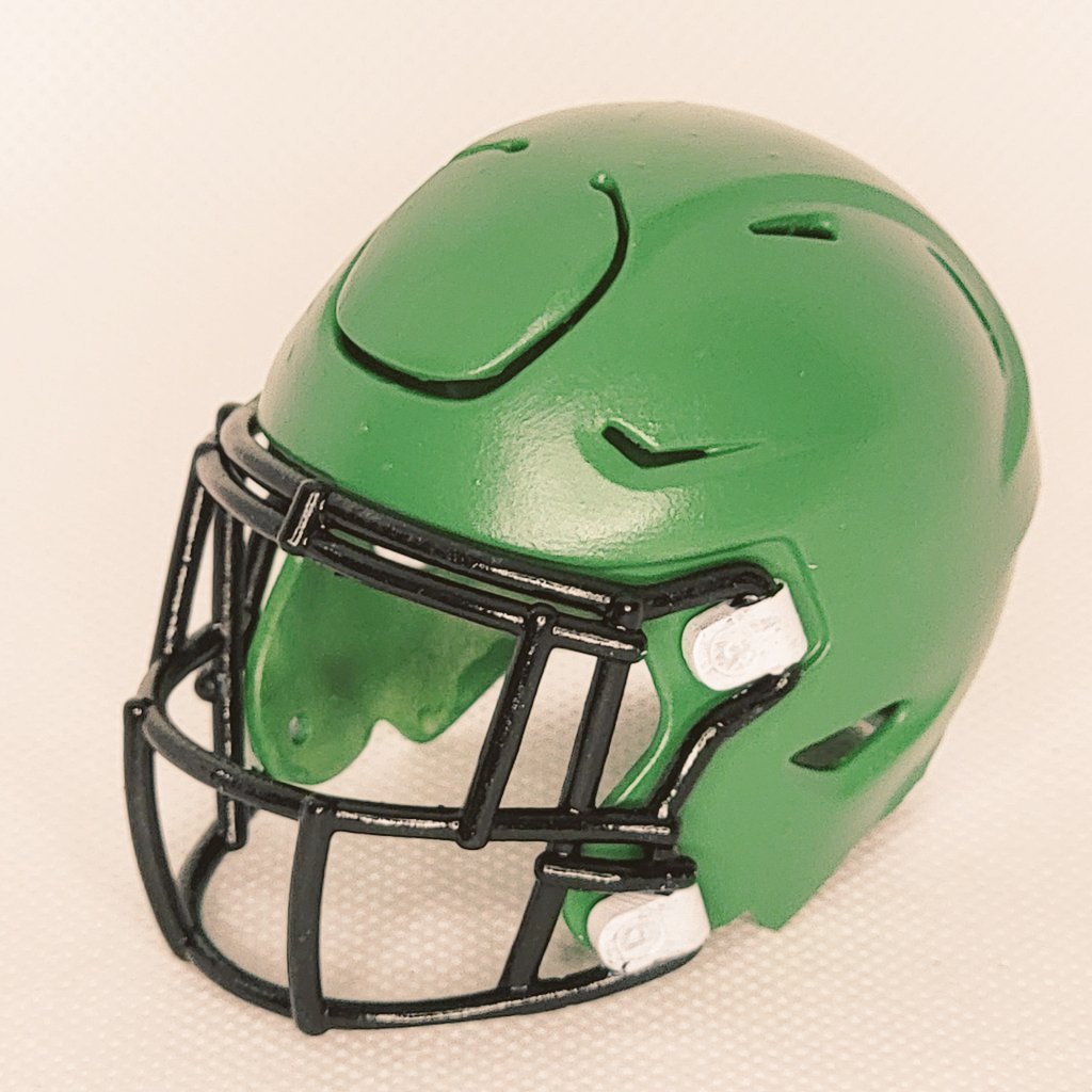sodakcustoms's tweet photo. A couple custom 3d printed pocket pro helmets I did fo Pierre Governor coach @Steele_House #GoGovs #Governorfootball #SoDakfootball #customhelmets #taggedthewrongcoach https://t.co/aLFCGBXyni
