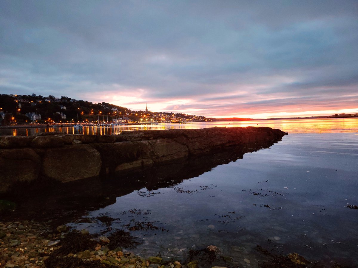 HendrickVerwey's tweet photo. Cobh at sunrise. The American Pier at Whitepoint was constructed by US Forces in 1918 to facilitate transfer of US Servicemen to the US Navy Field Hospital nearby. A breakwater to tidal currents, it makes Whitepoint a safe place to swim in. @MarineIrlNet #MIINPhotoComp22 https://t.co/1eXyCb63xY