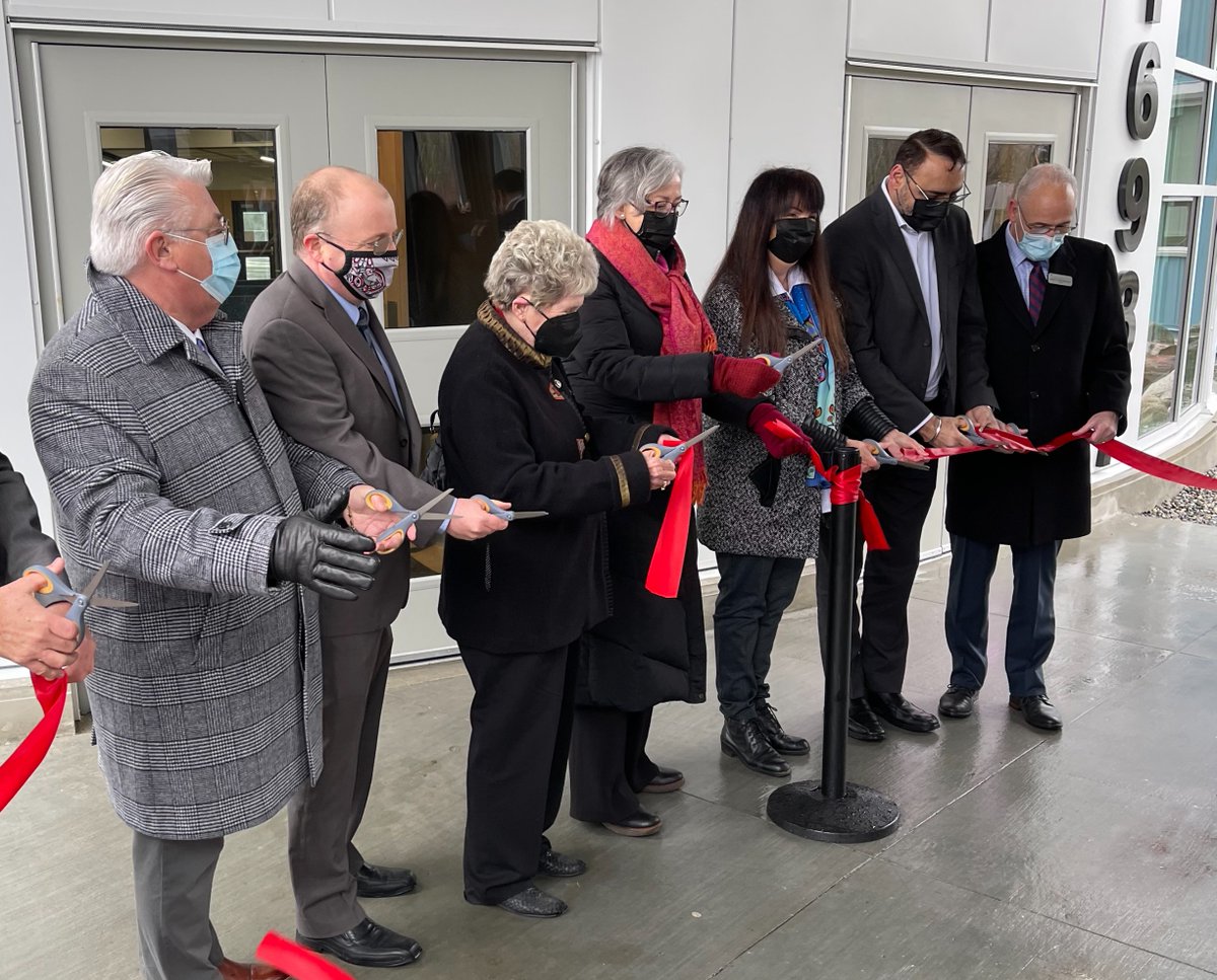 SurreyFirstEduc's tweet photo. We opened 6 new schools over the past 4 years with seats for 7,300 students. Salish Sec, Grandview Sec, Maddaugh Elem, Edgewood Elem &amp; Douglas Elem. With more coming over next 4 years. Re-elect Terry Allen, @gpthind @BobHolmesSD36 @LaurieLarsen36 @GTymoschuk @WiShawn https://t.co/m4ZblT9kae