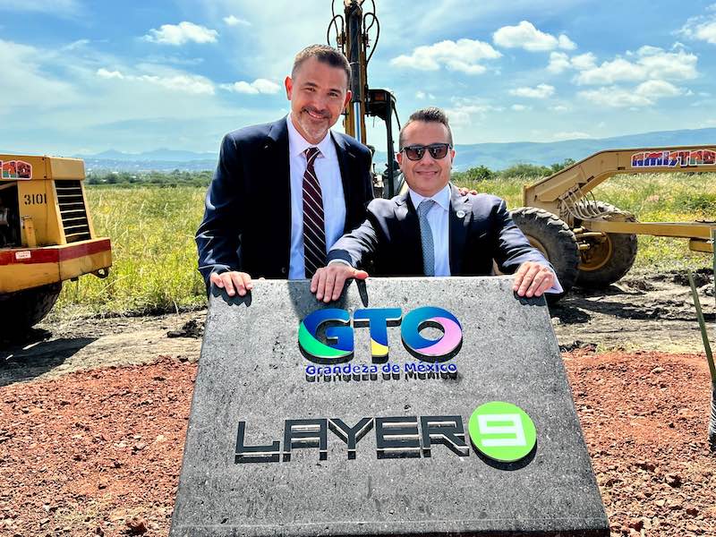 mexicoindustry's tweet photo. 🔝🆕 #Layer9 inicia la construcción del data center más grande de México; invertirá 800 mdd en #Guanajuato.
📌Nota completa: https://t.co/6Qe7H1k6Lg
.
.
#ImpulsandoAMéxico #ElMedioDeLaIndustria #MexicoIndustry #SobreLaIndustria https://t.co/KPdCMiyril