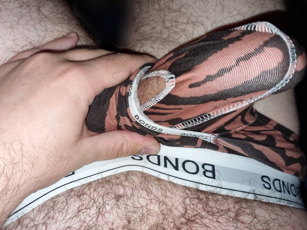 AdelaideUndies's tweet photo. These #BONDS briefs are such a fun print. They made my boner so big it was about to burst through! #adelaide #undies https://t.co/L3yZgnthyE