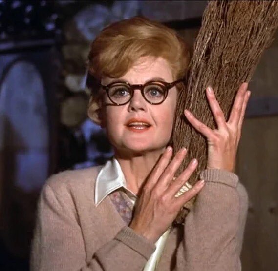 AustinBC97's tweet photo. She was in so many favorites of mine from Bedknobs and Broomsticks to Beauty and the Beast, Death on the Nile and on Broadway too as Mame and Mrs. Lovett…but can’t forget her as the tv detective Jessica Fletcher! She will definitely be missed! #AngelaLansbury #RIP #Sad https://t.co/j9Xeoc8oQE