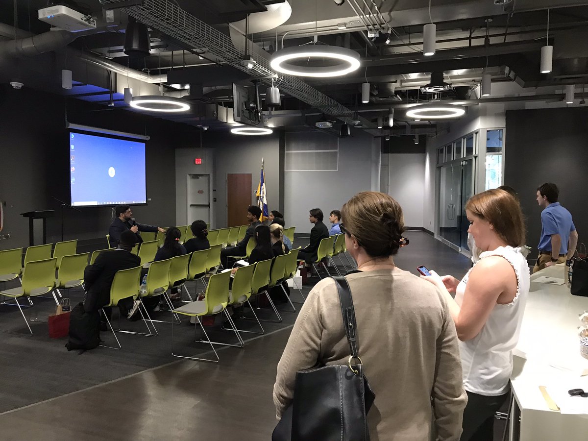 eranderee's tweet photo. Ending the #JOBHOP with @VRsystemsinc @ThisIsRuvos and Hutt Recruiting - talking about the Tallahassee ecosystem @LaunchTally https://t.co/Qc0XRvXdMr