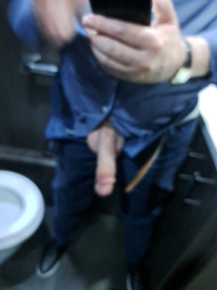 Stpob1's tweet photo. #flythatcock https://t.co/GLJyo2UqQW