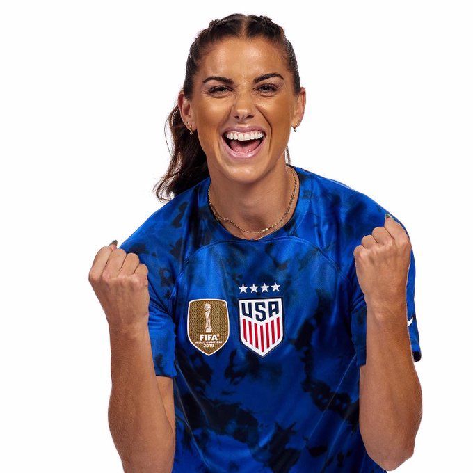 TheStrikerNews's tweet photo. W: 0 D: 1 L: 3

GF: 1 GA: 6

The @USWNT and @USMNT’s collective record when wearing its new @nike kits. https://t.co/8usb244hlA
