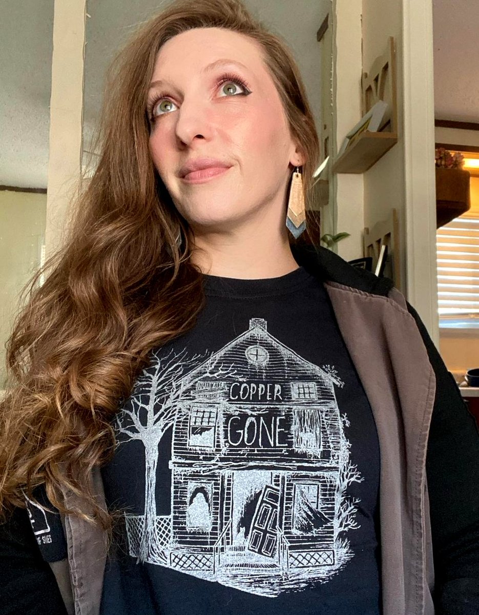 SFRupdates's tweet photo. 👕#TShirtTuesday featuring our #StrangeFam aphistanaibios on IG!
@SageFrancis #CopperGone tees & tees of all kinds are available at https://t.co/4ZgZpa2hr7. https://t.co/xg3zYKeQ5M