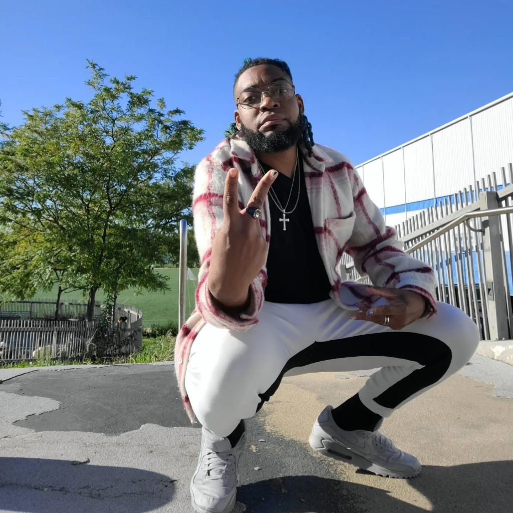 IKP4President's tweet photo. Shoutout @boomy @PaperboyPrince 4 featuring me on 500 Ways to Have Fun, and naming my track "Boomie", a track built directly from the Boomy software, the FIFTH Way!!! #newmusic STREAMING NOW ON ALL PLATFORMS https://t.co/OgYu9oH2LA